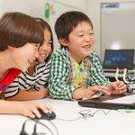 親子で学ぶ小学生プログラミング教室